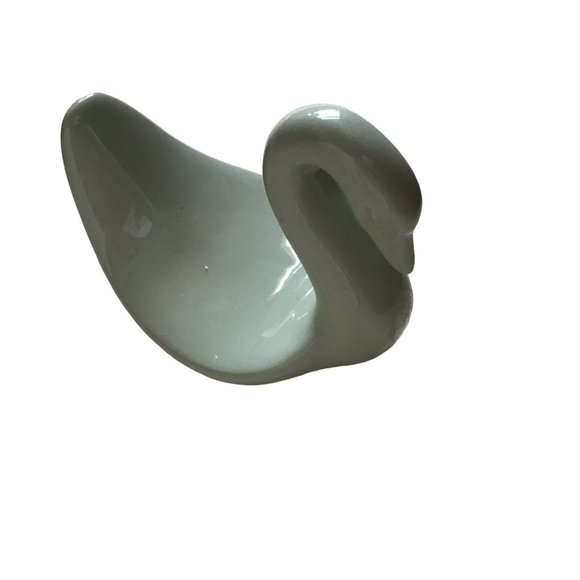 VINTAGE | Blue Swan Ceramic Hand Towel Holder - Picture 4 of 8